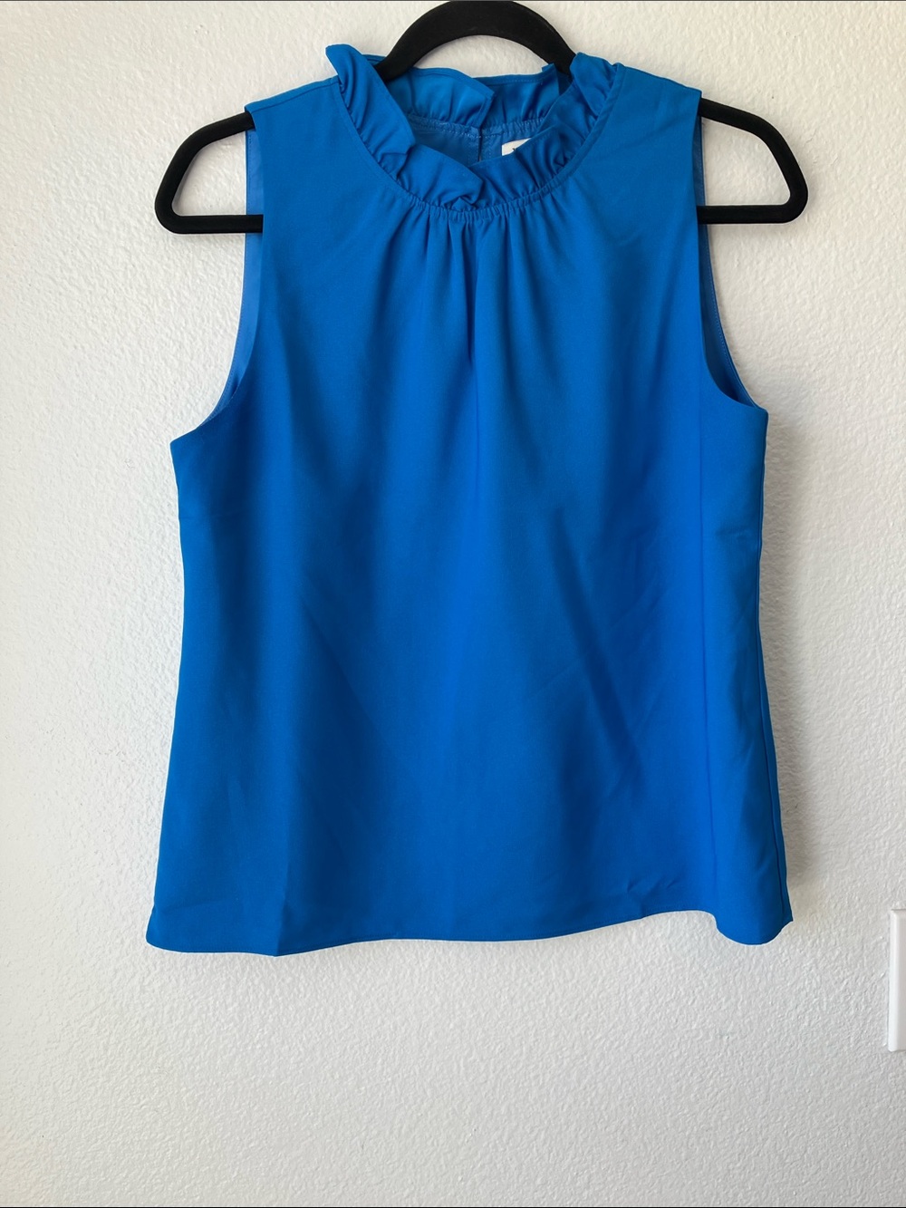 J Cree Ruffle -Neck Sleeveless Top Bright Blue Small